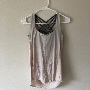 Lululemon tank with built in bra size 4